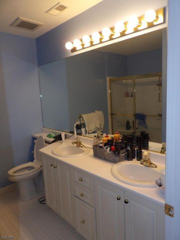 8717 Brittany Drive, Wayne Twp., NJ 07470