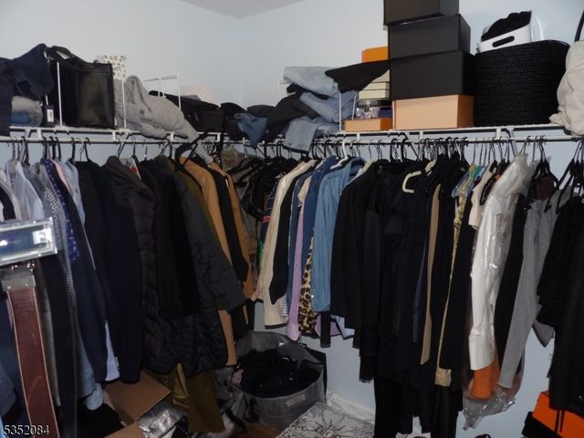 8717 Brittany Drive, Wayne Twp., NJ 07470