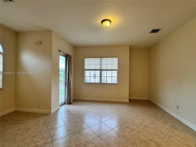 5819 Hampton Hills Blvd, Tamarac, FL 33321
