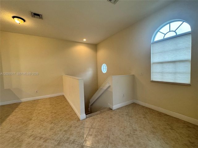 5819 Hampton Hills Blvd, Tamarac, FL 33321