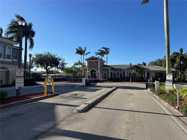 5819 Hampton Hills Blvd, Tamarac, FL 33321