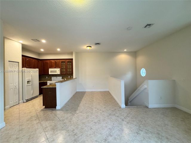 5819 Hampton Hills Blvd, Tamarac, FL 33321