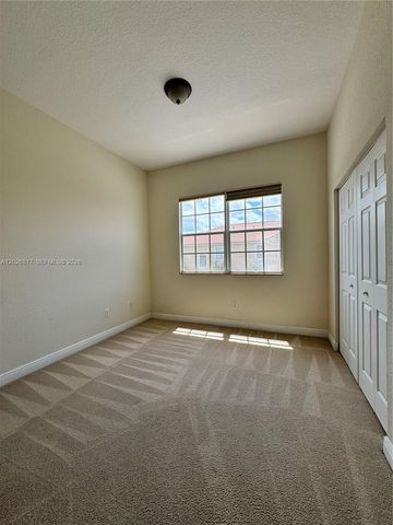 5819 Hampton Hills Blvd, Tamarac, FL 33321