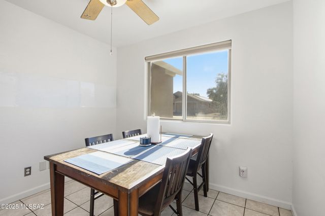 8807 E Mountain Spring Drive, Tucson, AZ 85747