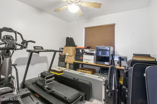 8807 E Mountain Spring Drive, Tucson, AZ 85747