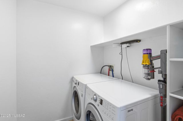 8807 E Mountain Spring Drive, Tucson, AZ 85747