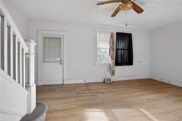 2349 Hazelton St, Fineview, PA 15214