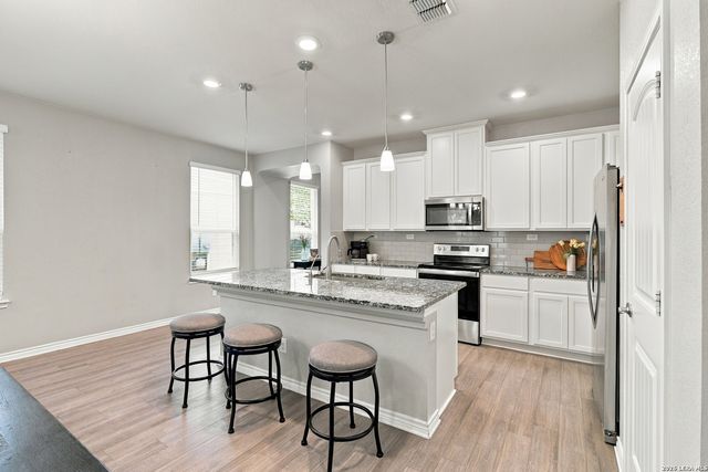 7812 Mireille Mist, Boerne, TX 78015