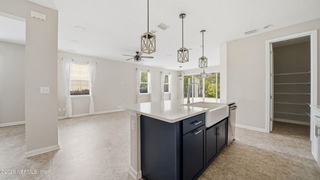 1937 AMBERLY Drive, Middleburg, FL 32068