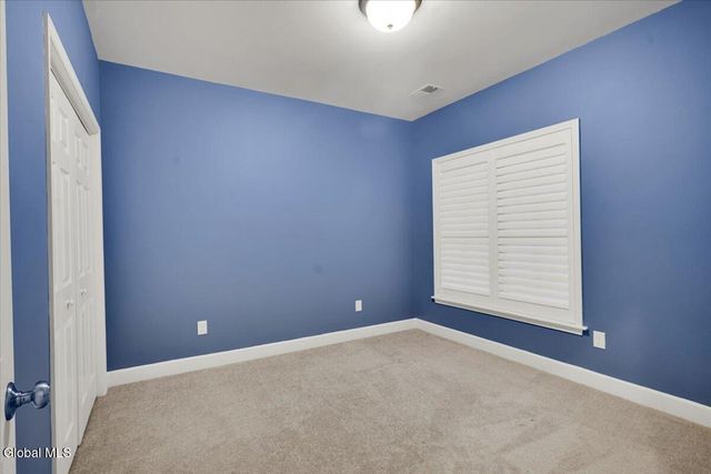 45 Wardley Circle, Cohoes, NY 12047