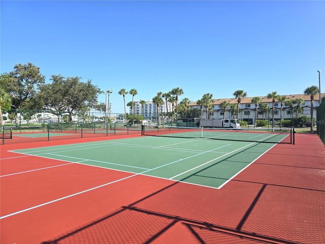 346 MADEIRA CIRCLE, Tierra Verde, FL 33715