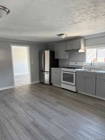 14 Glass Street, Port Jervis, NY 12771