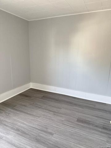 14 Glass Street, Port Jervis, NY 12771