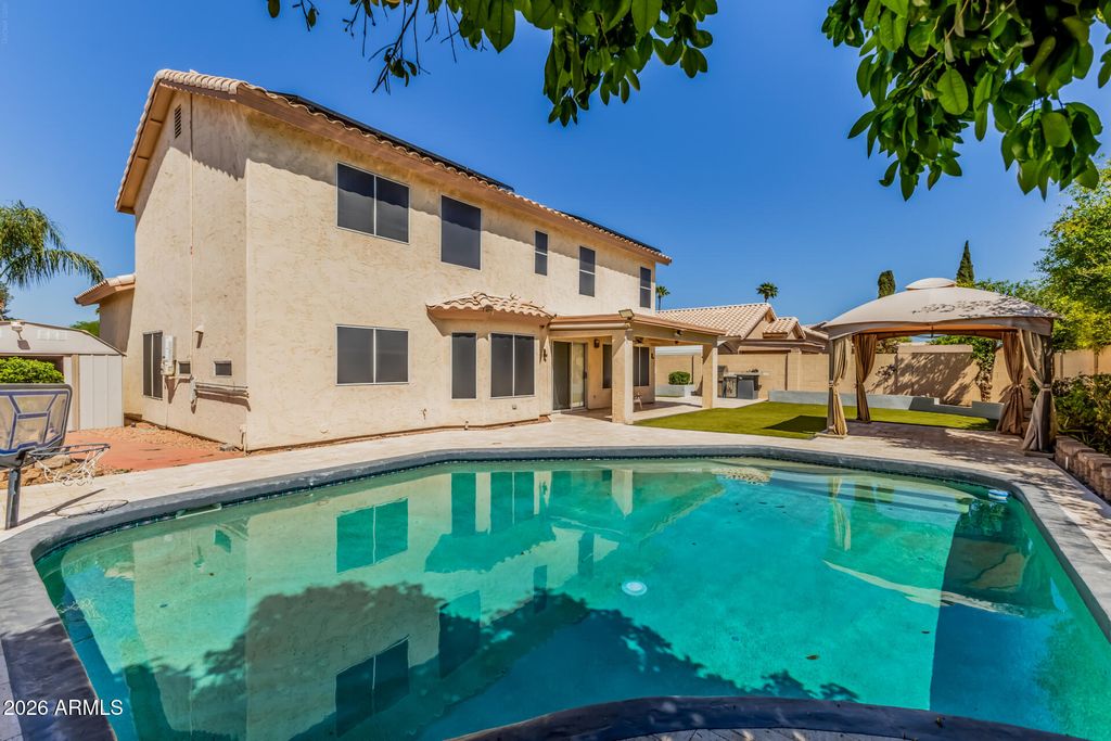 Image 42 of property listing at 3611 E KRISTAL Way, Phoenix, AZ 85050