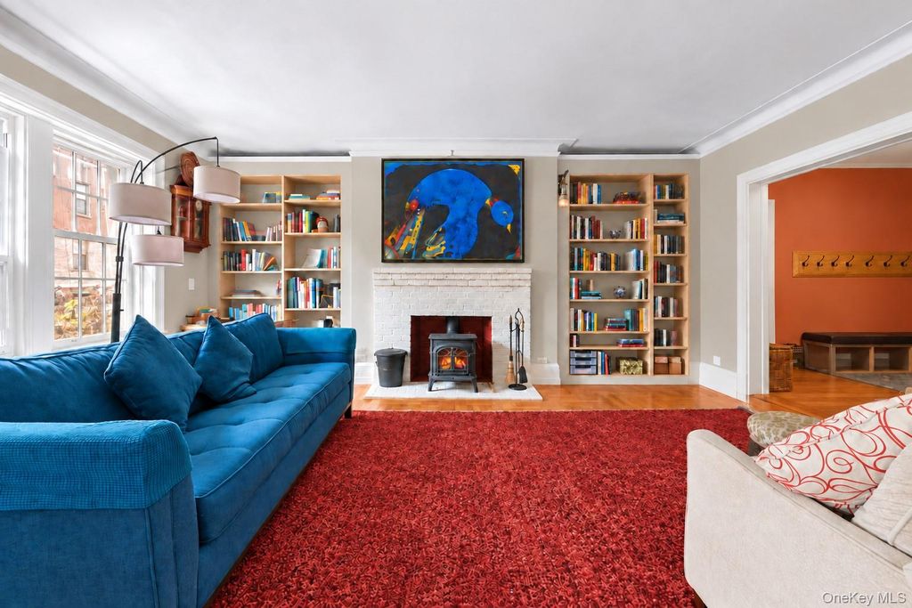 525 W 238th Street 3A, Bronx, NY 10463 — exterior