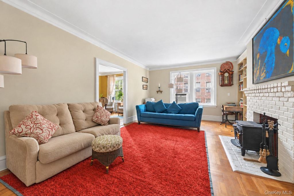 525 W 238th Street 3A, Bronx, NY 10463 — photo 2