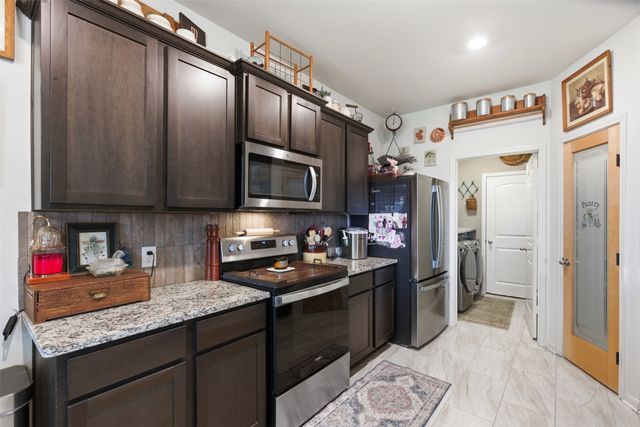 112 Saloon Cove E, Newark, TX 76071