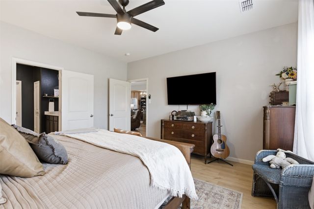 112 Saloon Cove E, Newark, TX 76071