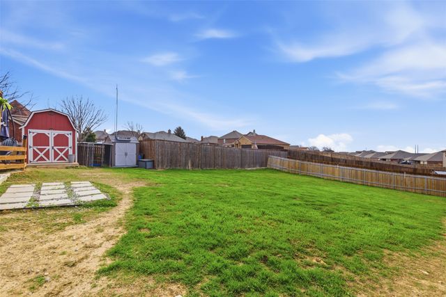 112 Saloon Cove E, Newark, TX 76071