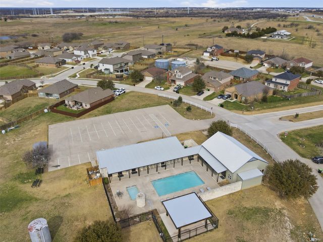 112 Saloon Cove E, Newark, TX 76071