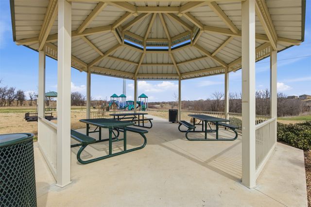 112 Saloon Cove E, Newark, TX 76071