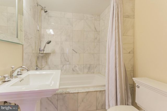730 S FRONT ST, Philadelphia, PA 19147