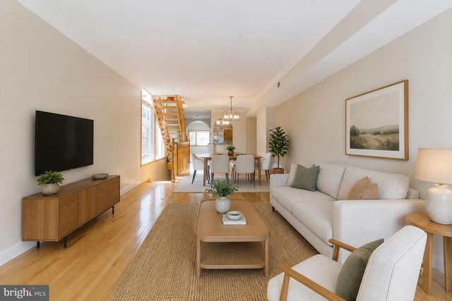 730 S FRONT ST, Philadelphia, PA 19147