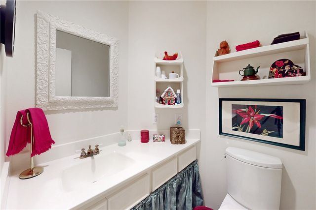 1509 Brook Hollow Drive, Bryan, TX 77802