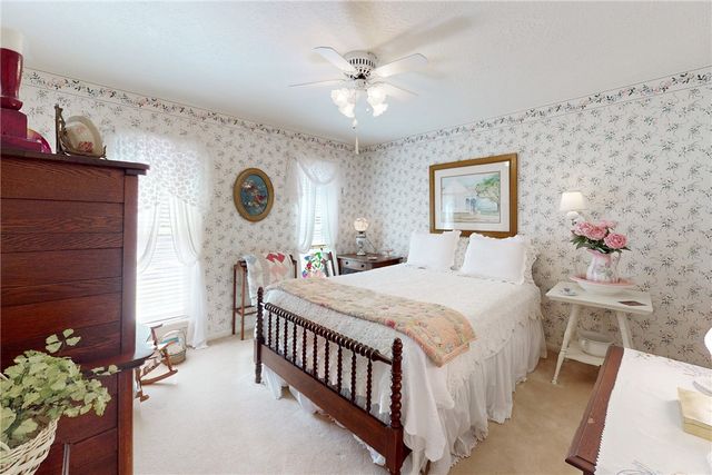 1509 Brook Hollow Drive, Bryan, TX 77802