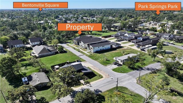 1109 NE Monroe Street, Bentonville, AR 72712