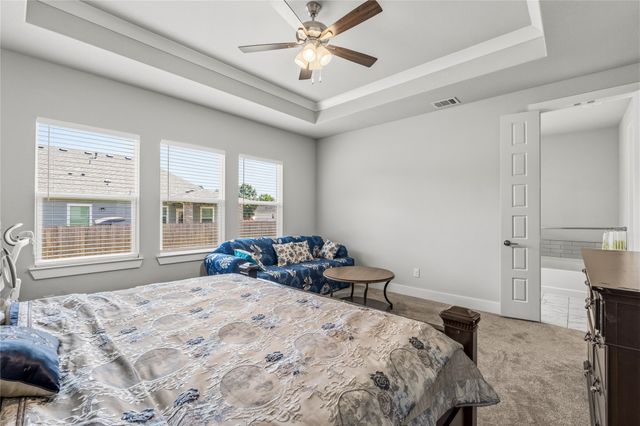 411 W Harwood Rd, Euless, TX 76039