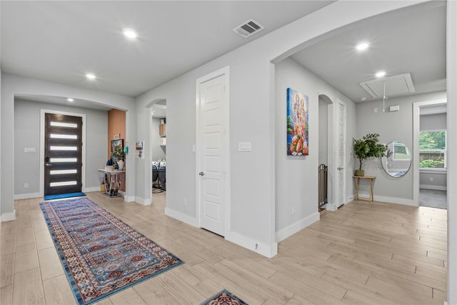 411 W Harwood Rd, Euless, TX 76039