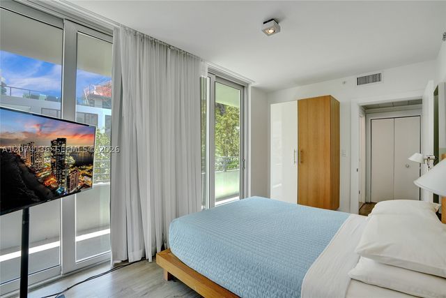 6080 Collins Ave 520, Miami Beach, FL 33140