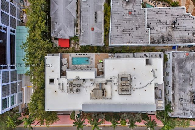 6080 Collins Ave 520, Miami Beach, FL 33140