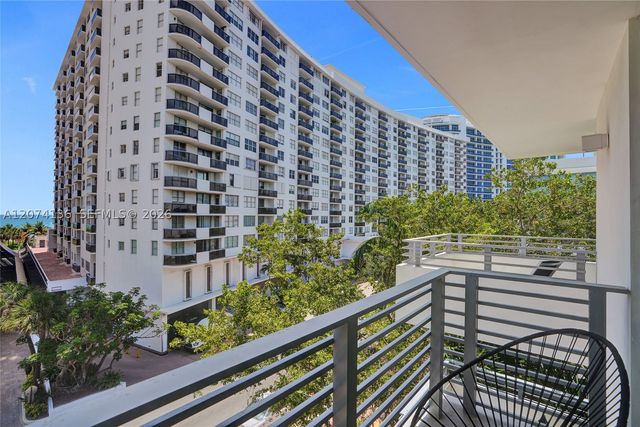 6080 Collins Ave 520, Miami Beach, FL 33140