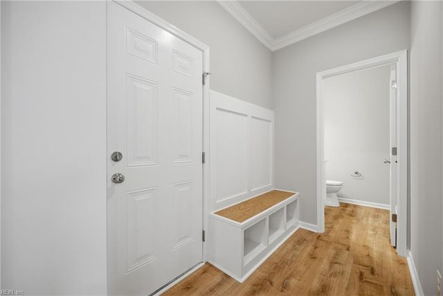 3620 Parr LN, Chesapeake, VA 23323