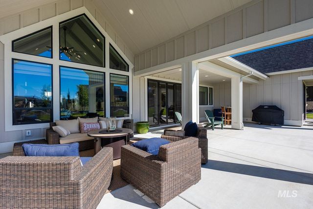 11329 N Elk Ridge Way, Boise, ID 83714