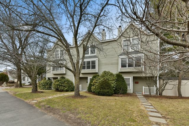 1045 Washington Street 2, Newton, MA 02465
