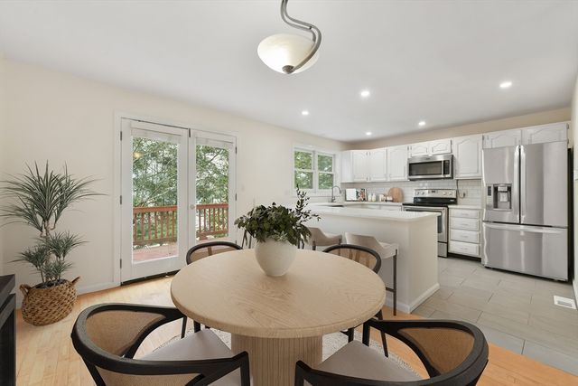 1045 Washington Street 2, Newton, MA 02465