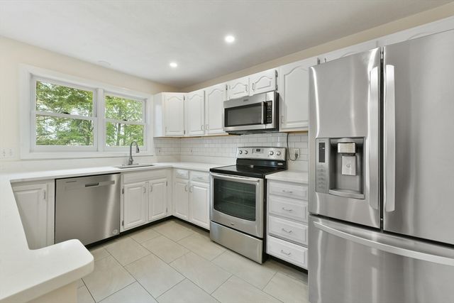 1045 Washington Street 2, Newton, MA 02465