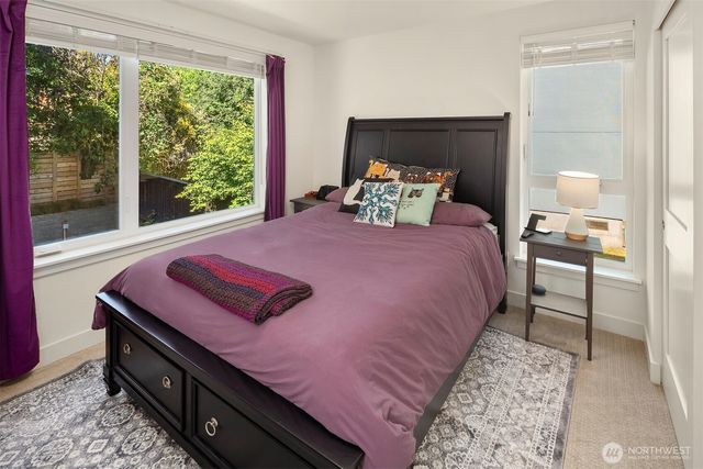 4104 Leary Way NW, Seattle, WA 98107
