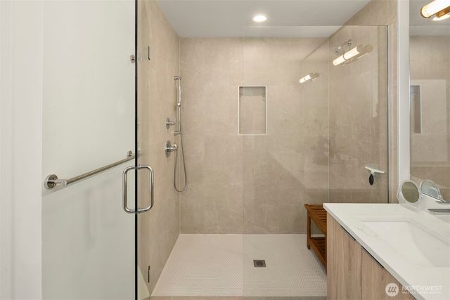 4104 Leary Way NW, Seattle, WA 98107