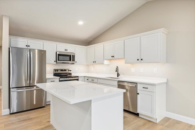Unit 3 Willow Lane, Rindge, NH 03461