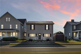 211 Lloyd Ave, Latrobe, PA 15650