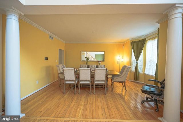 11 EXTON CIR, Cherry Hill, NJ 08003