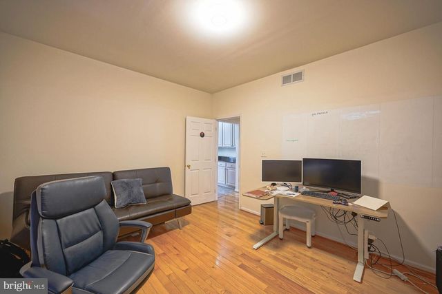 11 EXTON CIR, Cherry Hill, NJ 08003