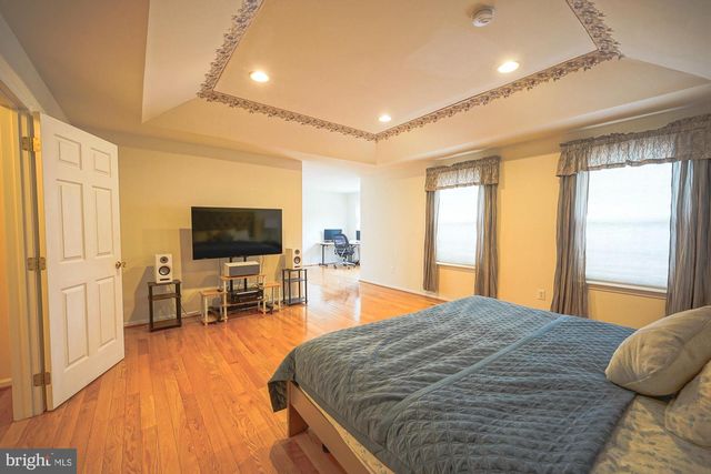11 EXTON CIR, Cherry Hill, NJ 08003