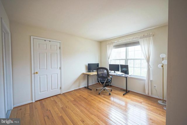 11 EXTON CIR, Cherry Hill, NJ 08003