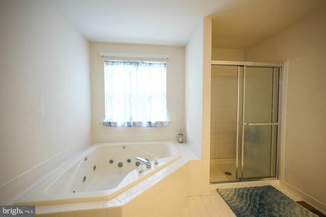 11 EXTON CIR, Cherry Hill, NJ 08003
