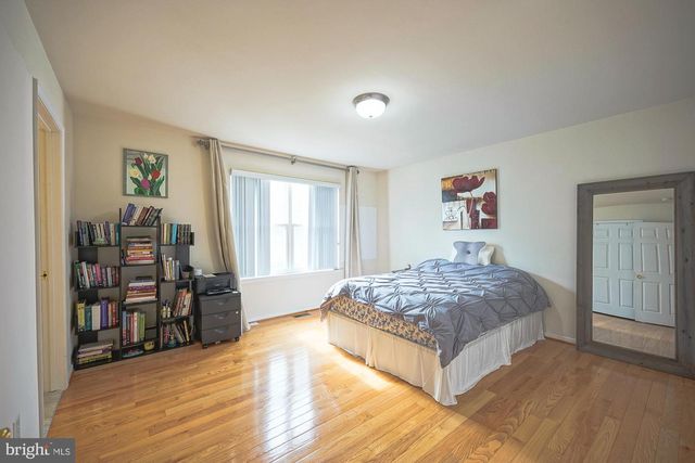 11 EXTON CIR, Cherry Hill, NJ 08003